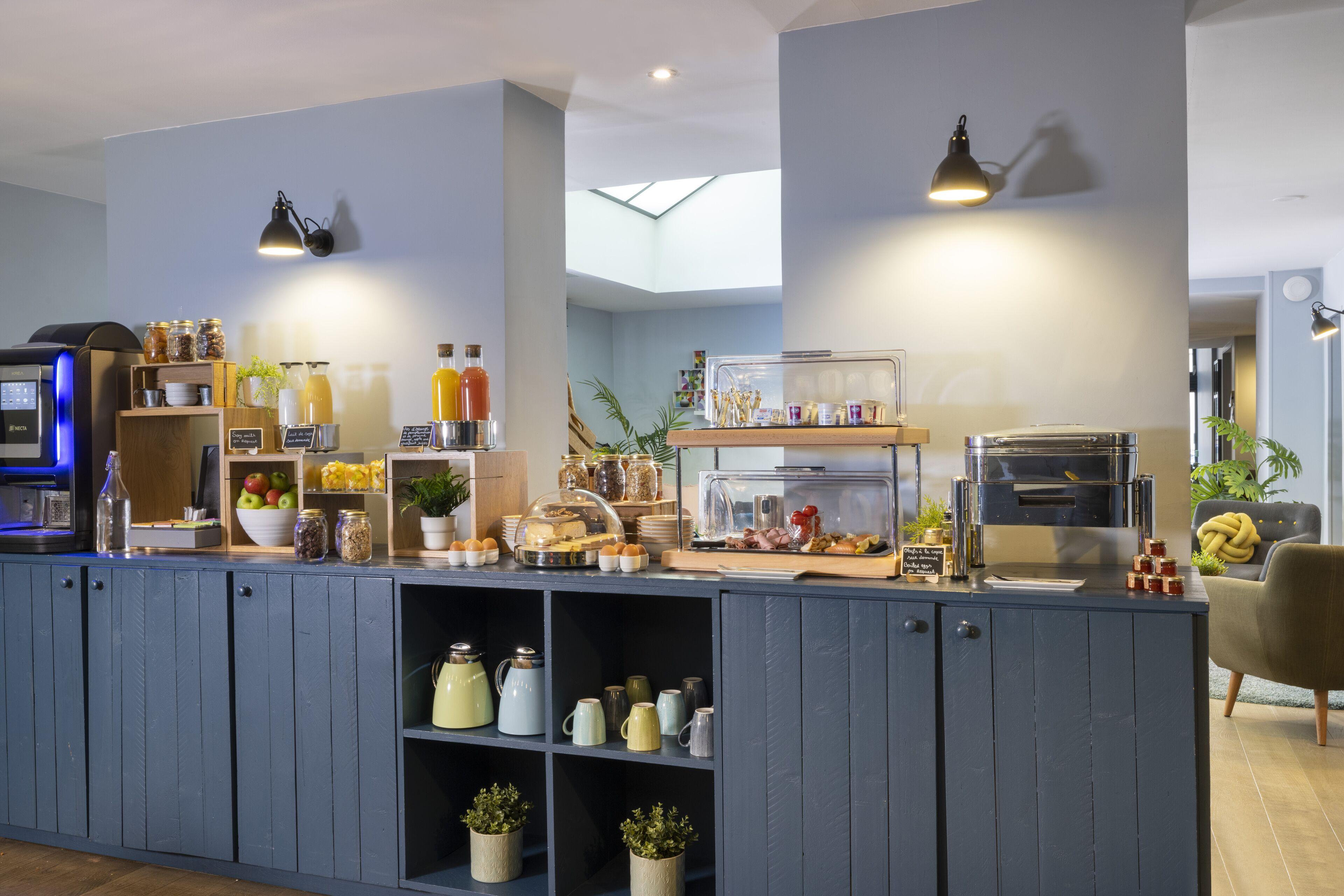 Helios Opera Hotel 4*