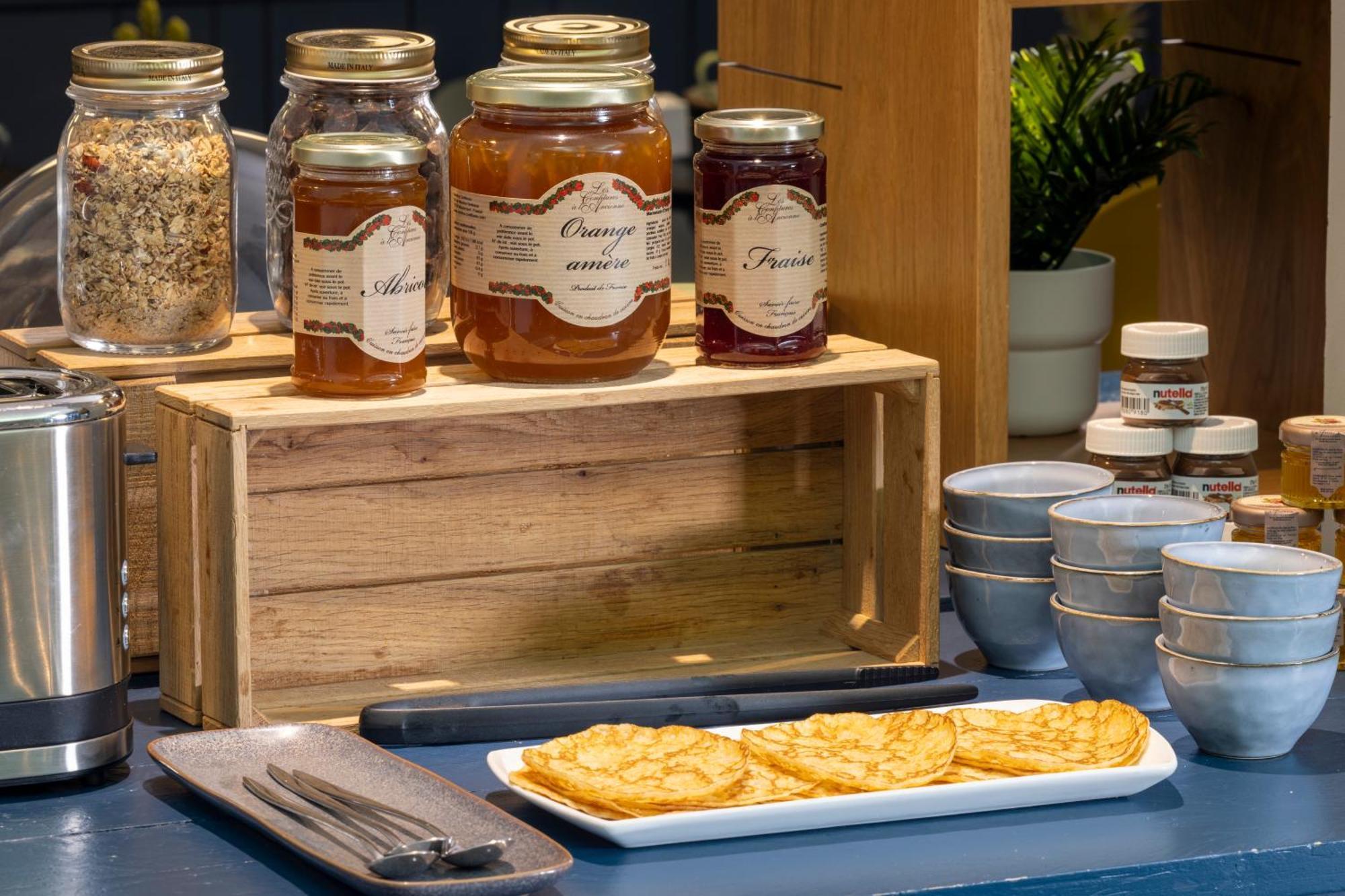 Helios Opera Hotel 4*